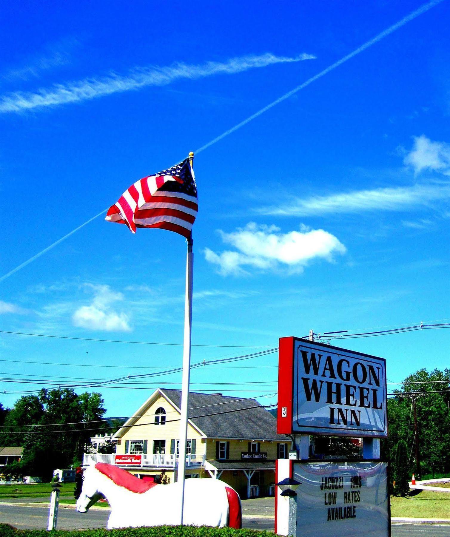 Wagon Wheel Inn Ленокс Экстерьер фото